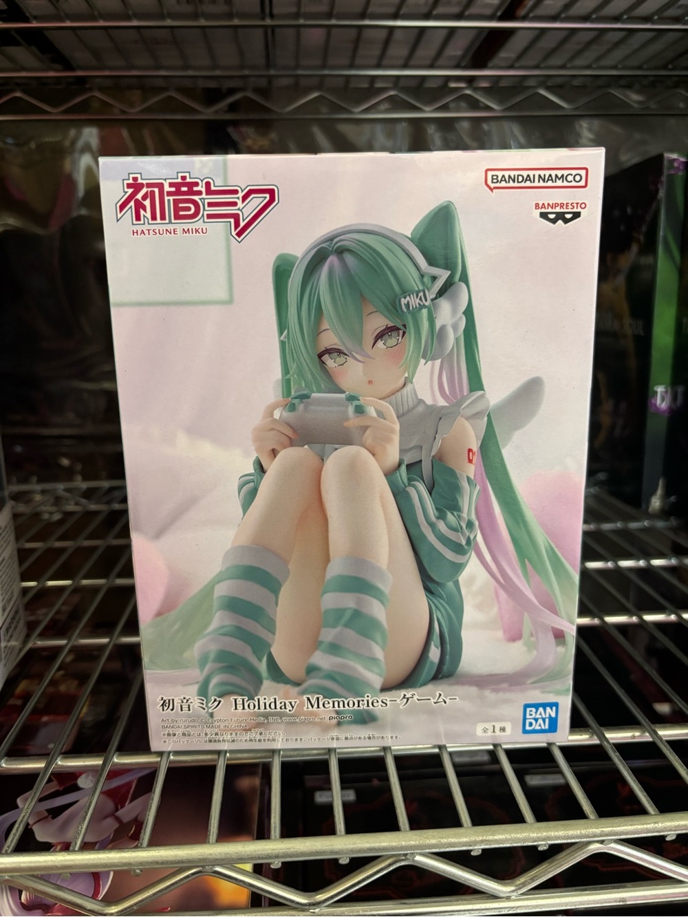 Hatsune Miku Holiday Memories Figure